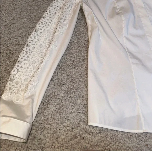 Akris Punto Stretch Blouse White Button Up Down Lace Sheer Sleeves Women’s Sz 10 - Picture 3 of 5
